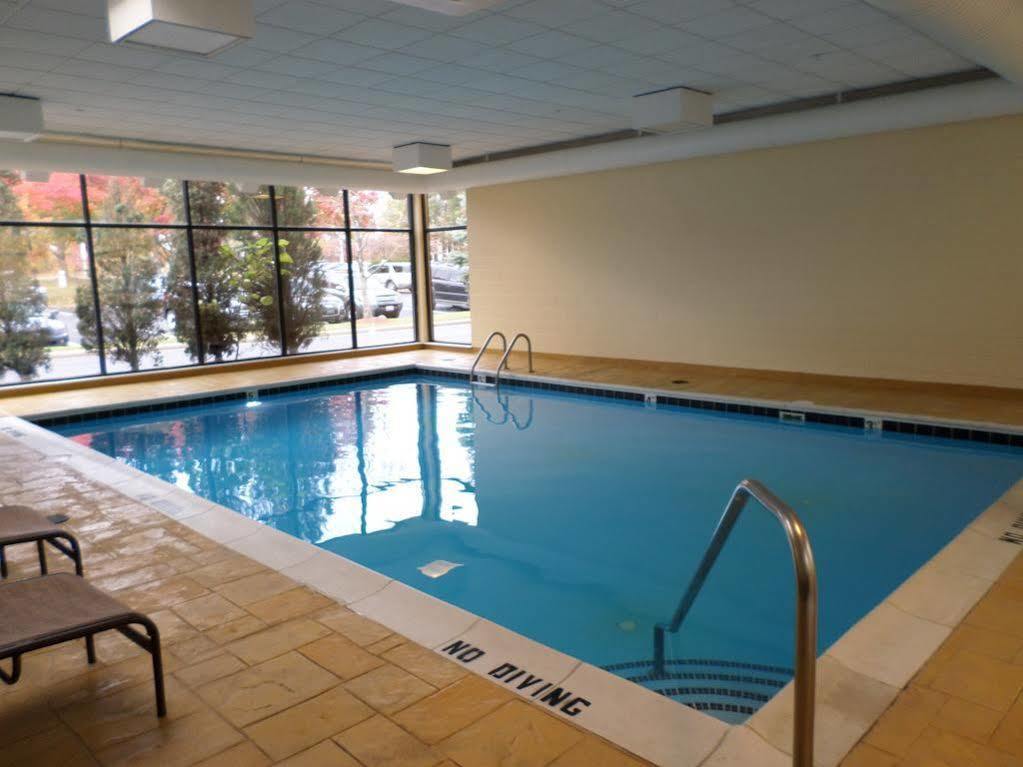 Radisson Akron-Fairlawn Copley Montrose Eksteriør billede